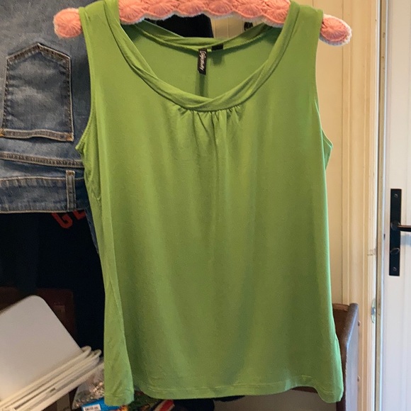 Relativity butter soft sleeveless top - Picture 4 of 4